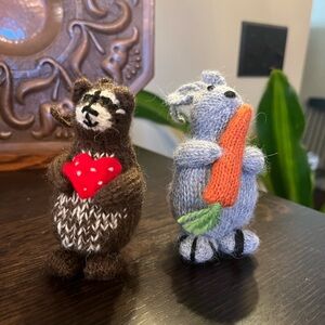 Pair Hand Made Knit Ornaments Animals Rabbit Raccoon Peru
